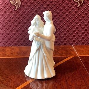 MIKASA Wedding Bells bride and groom figurine/cake topper.